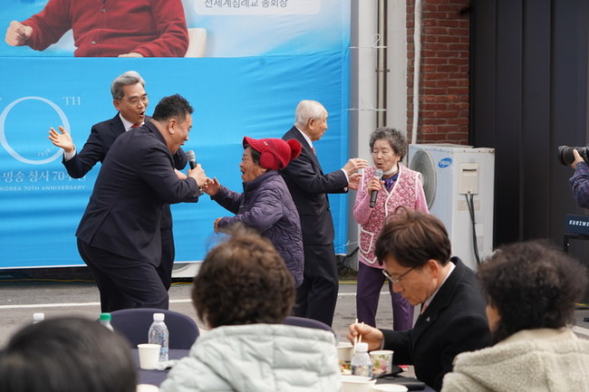 극동방송 이사장 김장환 목사, 전북 ...